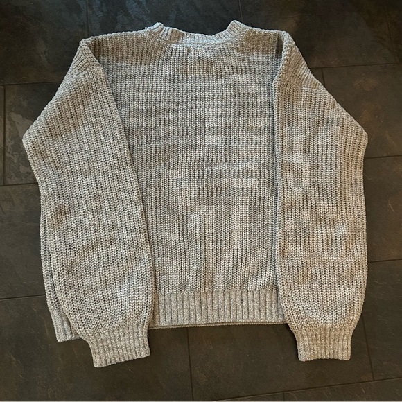 MAURICES NEW WITH TAGS GREY SWEATER SIZE MEDIUM. BLOCKED KNIT FRONT. VERY CUTE - Picture 6 of 6